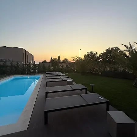 Oasis Porec Villa *