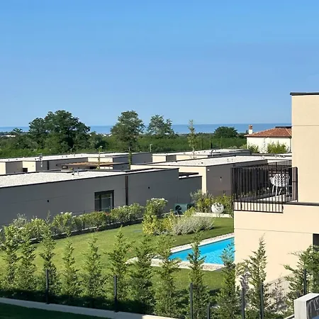 Oasis Porec * Labinci